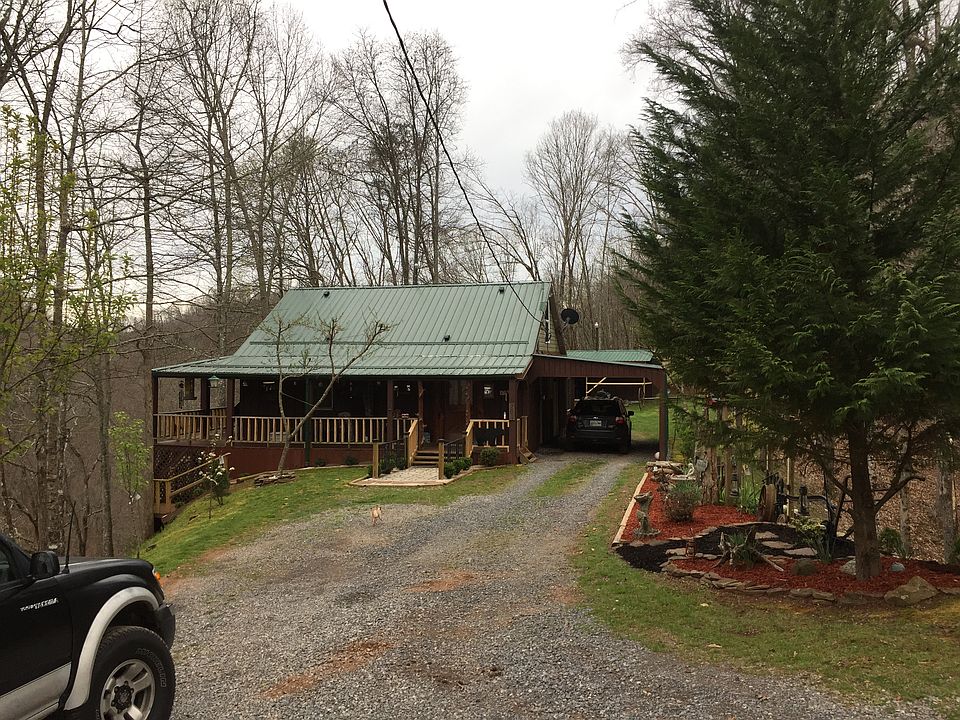 2nd image of 205 Hickman Hollow Rd