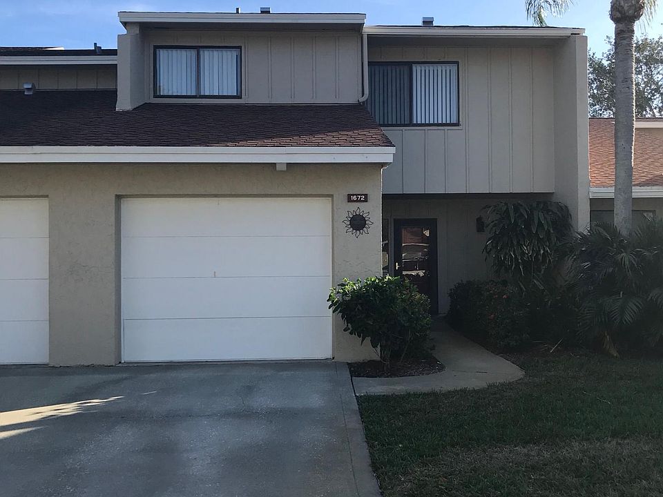1st image of 1672 SW Crossing Cir