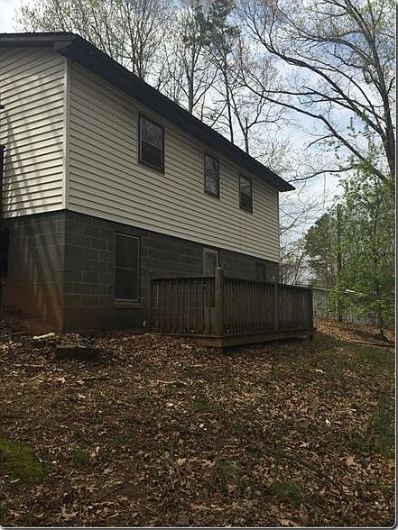 2nd image of 112 Jasmine Cir