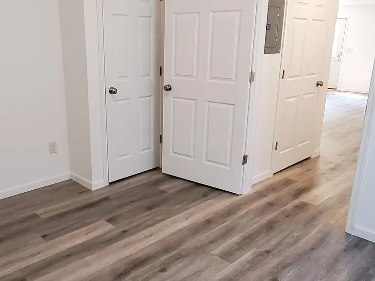 736 E La Salle Ave #1 — Photo 8