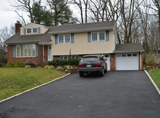 4 Chestnut St, New Providence, NJ 07974