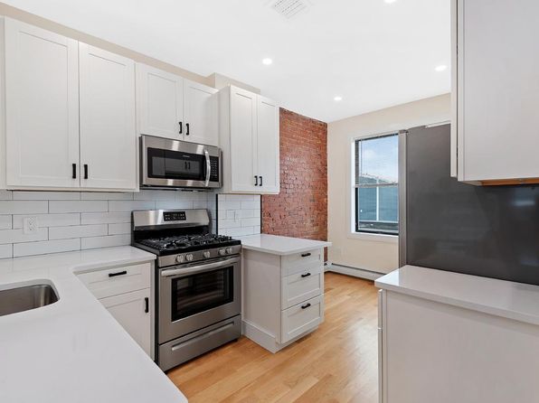 16 Pearl St #3