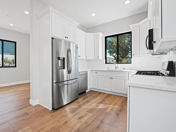 4th image of 214 N Orchard Dr #101