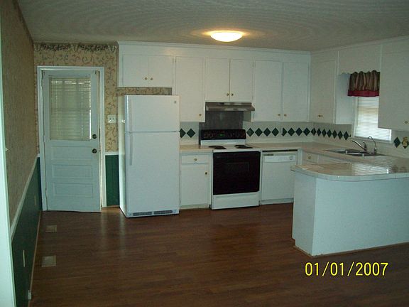 631 Park Ave 002_02092016