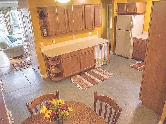 5th image of 2158 Audley Dr NE