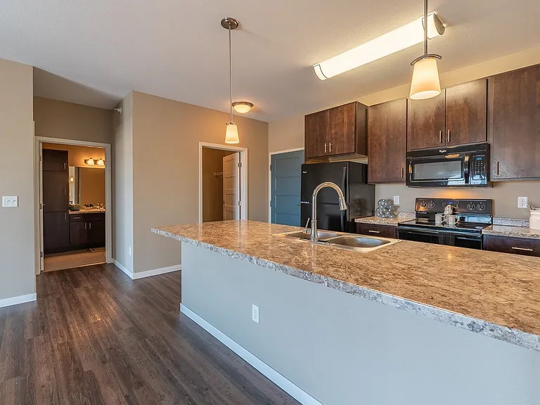 Latitude Apartments — Photo 15