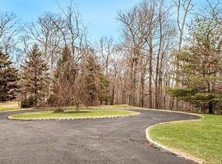 183 Peaceable Ridge Rd, Ridgefield, CT 06877