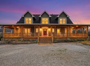 126 Trousdale Ferry Pike, Gordonsville, TN 38563