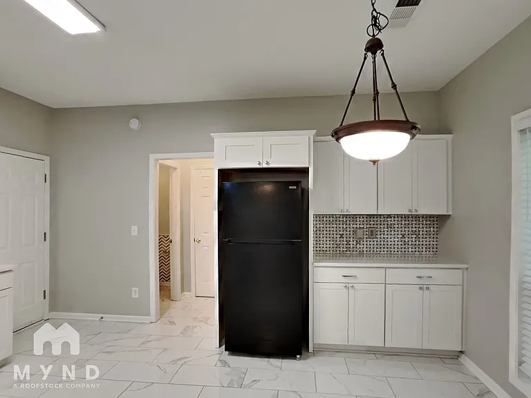 1557 Silver Ridge Dr SW — Photo 5