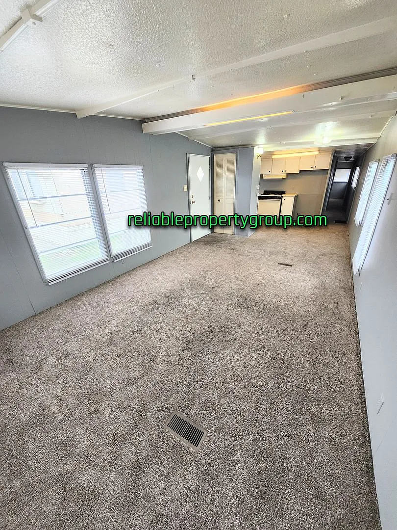 Building Photo - 5614 W Cook Rd #11