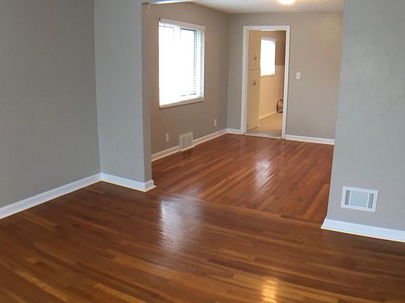 5th image of 66 Wiltshire Blvd