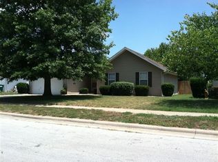 5770 S Dayton Ave, Springfield, MO 65810