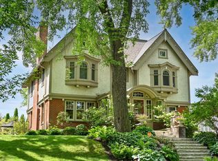 6611 W Wisconsin Ave, Wauwatosa, WI 53213