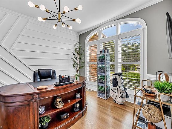 5th image of 1405 Victoria Ct