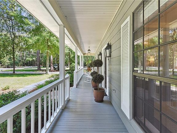 3rd image of 103 Century Oak Ln