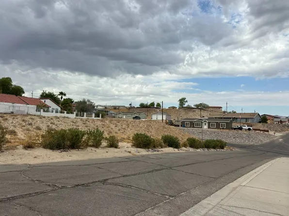 1246 Arcadia Blvd, Bullhead City, AZ 86442
