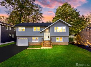684 West Ave, Sewaren, NJ 07077