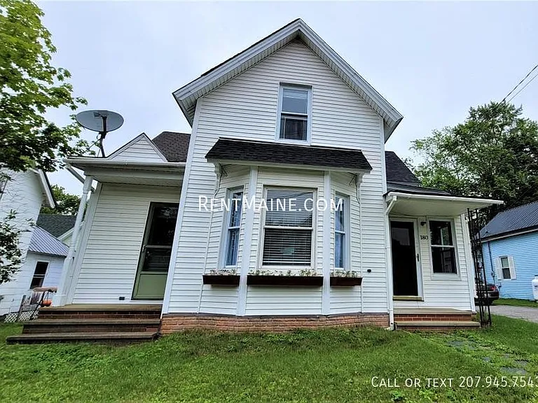 180 4th St — Photo 1