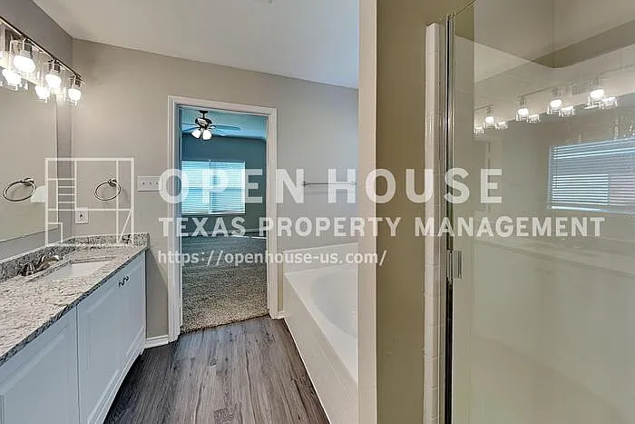 2839 Park Place Dr — Photo 9