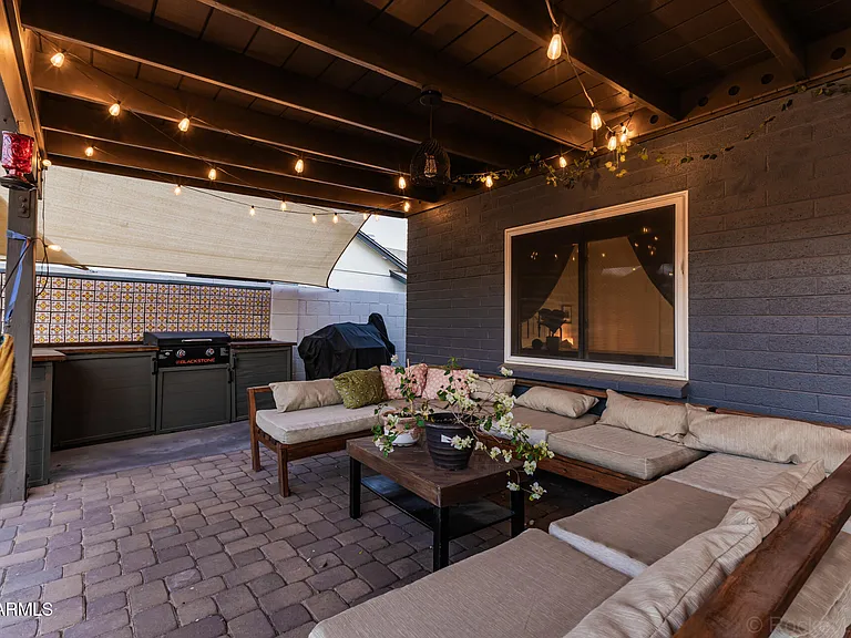 2200 N Los Altos Dr — Photo 35