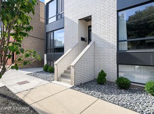 1122 W Chestnut St UNIT 2E, Chicago, IL 60642