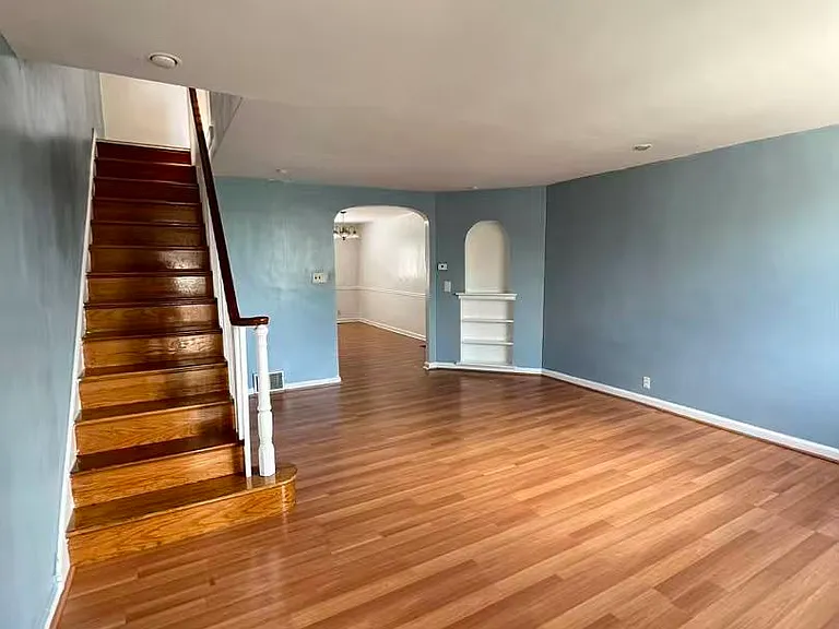 1931 Princeton Ave — Photo 3