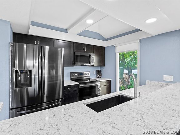 3rd image of 267 Moongate Dr