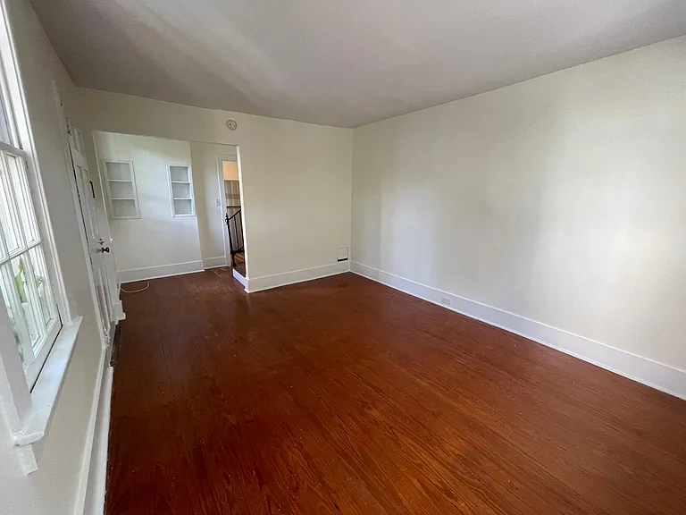 112 1/2 Tradd St — Photo 2