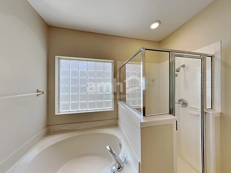 6830 Morse Oaks Dr — Photo 14