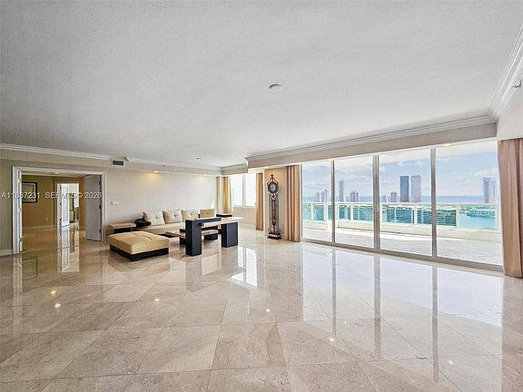 2nd image of 3201 NE 183rd St Penthouse 2904-05