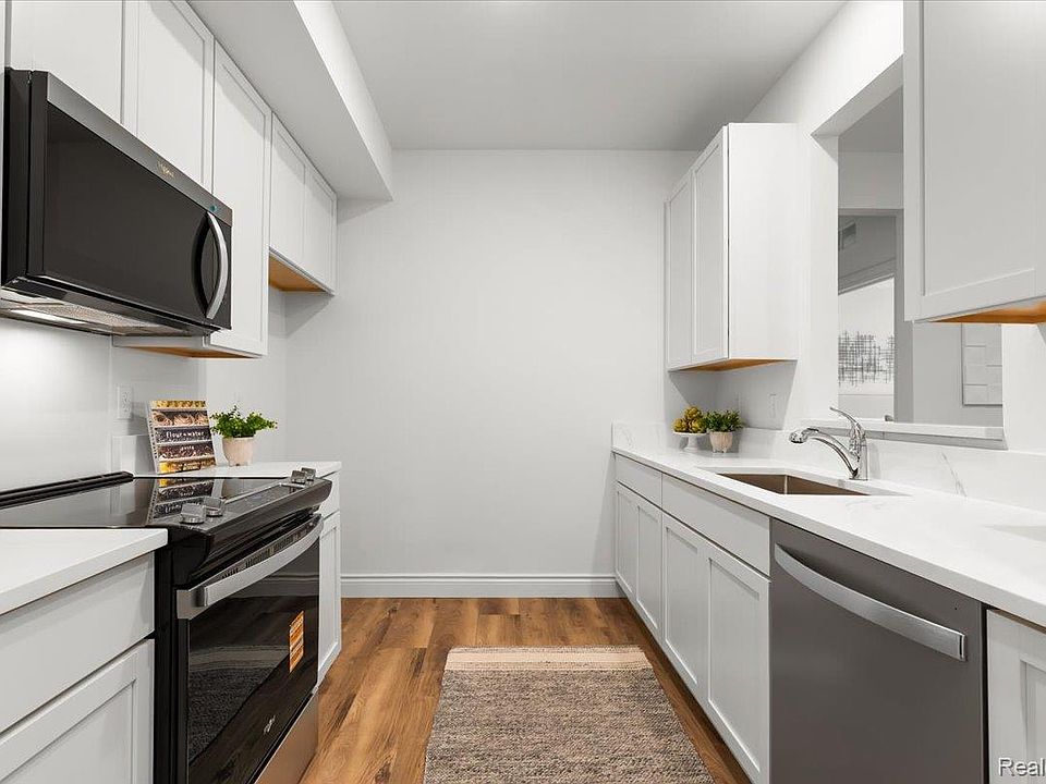 48510 Bridge Way #563, photo 10