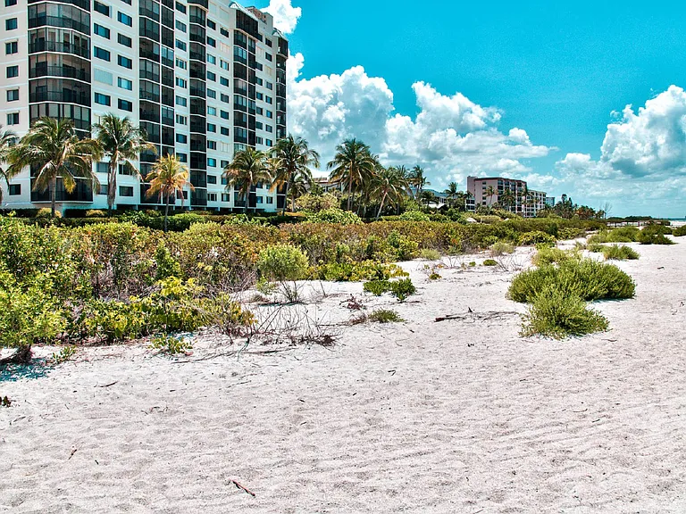 7500 Estero Blvd #202 — Photo 3