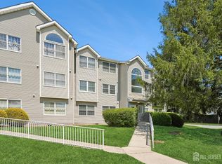 911 Edpas Rd, New Brunswick, NJ 08901