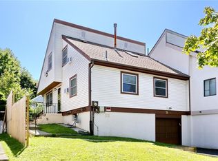 31 Wolfe Dr, Spring Valley, NY 10977