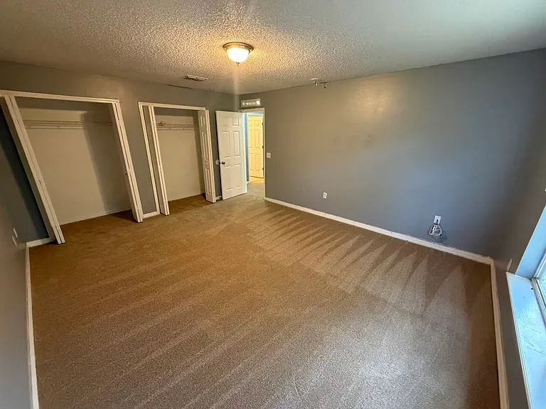 329 Chelmsford Ct — Photo 24
