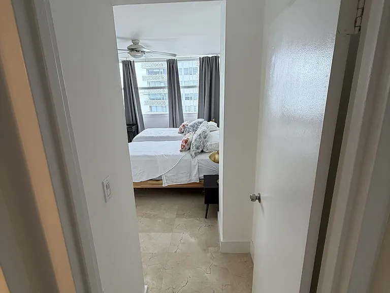 1420 Brickell Bay Dr #1108 — Photo 26