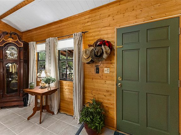 5th image of 1670 River Bluff Cir