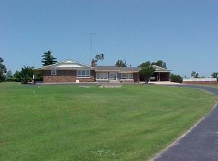 216 Meadows Ln, Berryville, AR 72616