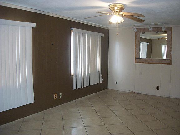 2nd image of 801 Avenue K