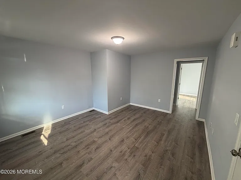 816 King Georges Rd #2 — Photo 6