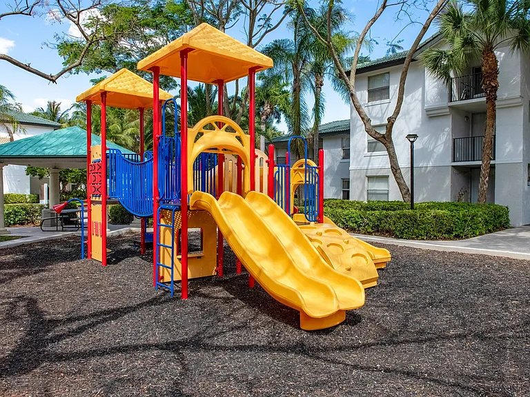 Palm Trace Landings Apartments — Photo 9