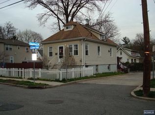 521 Linden Ave, Teaneck, NJ 07666