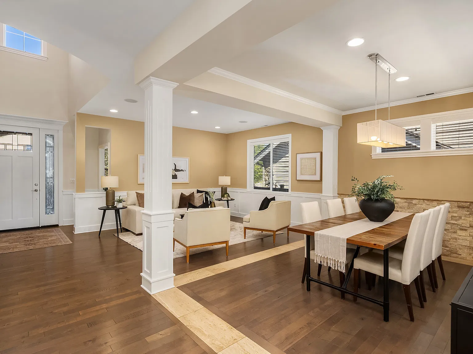4 bed, 2.5 bath, 3230 sqft, $4,650 — Photo 4