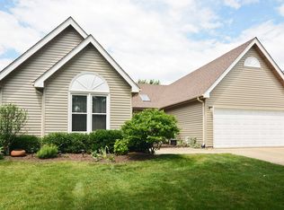 250 Stone Ave, Lake Zurich, IL 60047