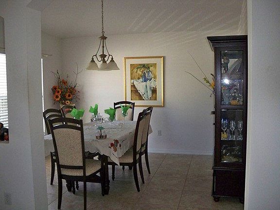 4th image of 7 Pine Harbor Dr
