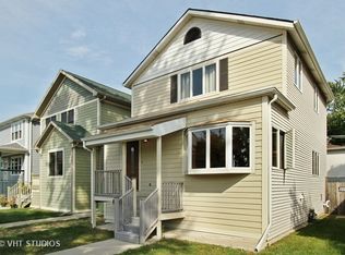 1442 Circle Ave, Forest Park, IL 60130