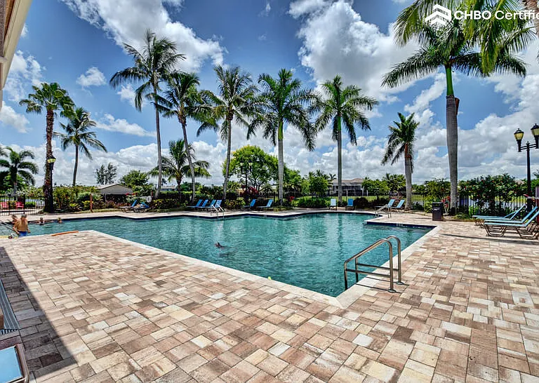 11618 Manatee Bay Ln — Photo 14