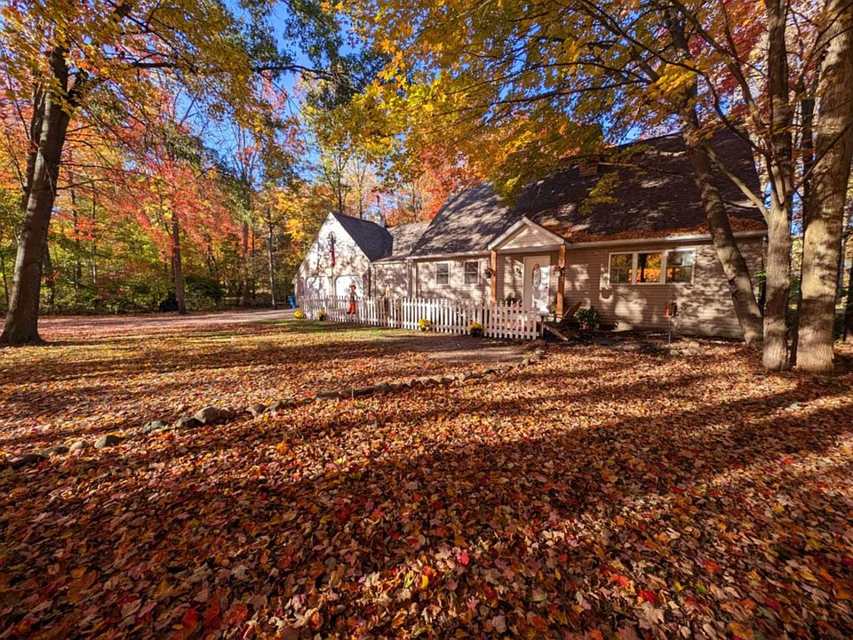 1st image of 2723 N Waskevich Ln