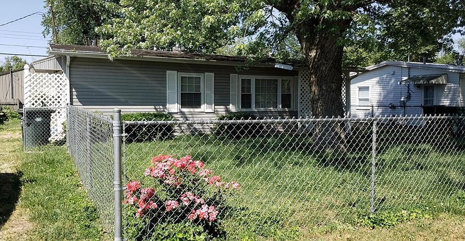 1st image of 2931 Baybrook St