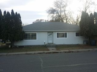2902 W Arlington St, Yakima, WA 98902